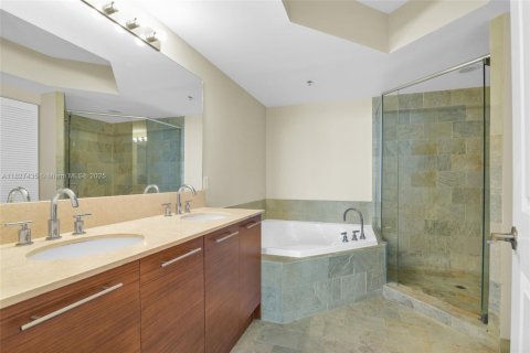 Copropriété à vendre à Sunrise, Floride: 2 chambres, 108.23 m2 № 1798999 - photo 28
