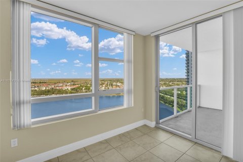 Copropriété à vendre à Sunrise, Floride: 2 chambres, 108.23 m2 № 1798999 - photo 12