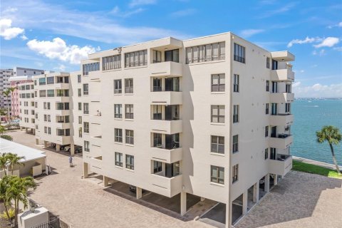 Condo in Sarasota, Florida, 2 bedrooms  № 1619501 - photo 29