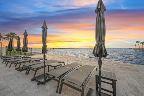 Condo in Sarasota, Florida, 2 bedrooms  № 1619501 - photo 22
