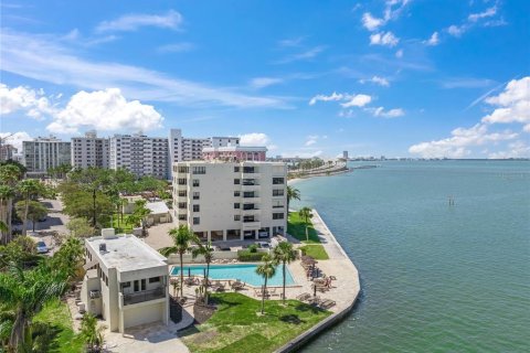 Condo in Sarasota, Florida, 2 bedrooms  № 1619501 - photo 30