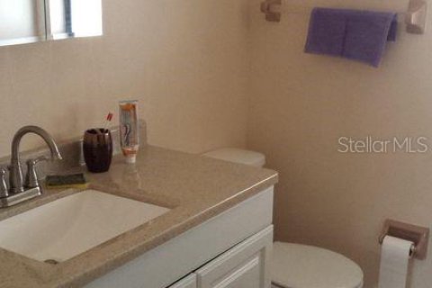 Casa en alquiler en Sarasota, Florida, 2 dormitorios, 105.54 m2 № 1911122 - foto 11