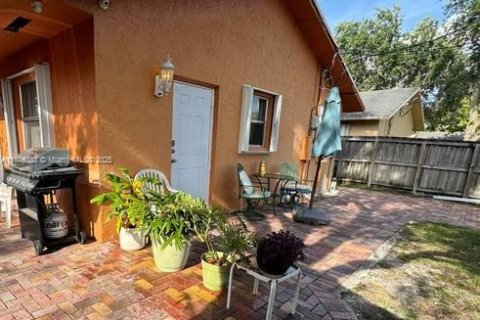 Casa en alquiler en Hollywood, Florida, 1 dormitorio, 184.13 m2 № 1930147 - foto 8