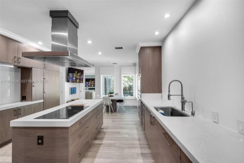 Villa ou maison à vendre à Coral Gables, Floride: 4 chambres, 268.77 m2 № 2024711 - photo 8