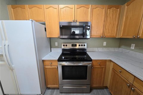 Condo in Tampa, Florida, 2 bedrooms  № 1828046 - photo 12