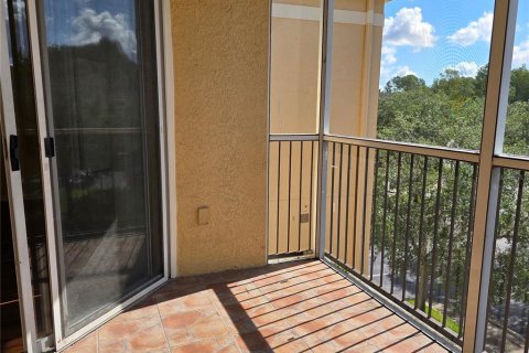 Condo in Tampa, Florida, 2 bedrooms  № 1828046 - photo 22