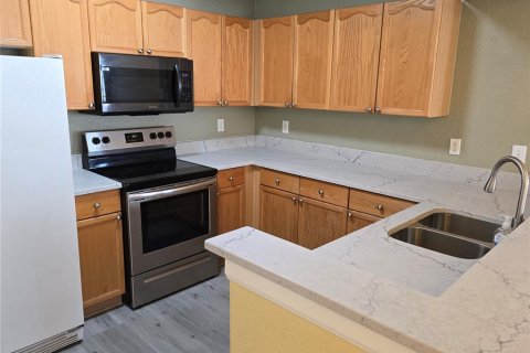 Condo in Tampa, Florida, 2 bedrooms  № 1828046 - photo 10