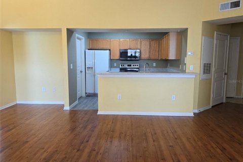 Condo in Tampa, Florida, 2 bedrooms  № 1828046 - photo 7