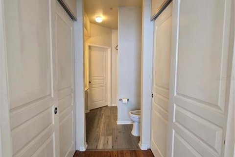 Condo in Tampa, Florida, 2 bedrooms  № 1828046 - photo 26