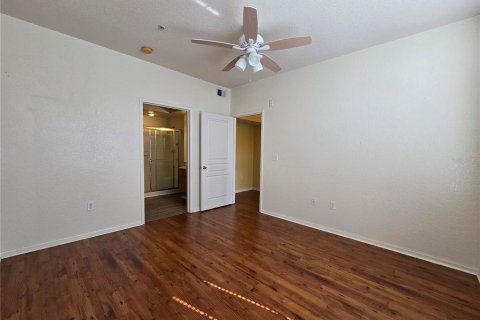 Condo in Tampa, Florida, 2 bedrooms  № 1828046 - photo 30