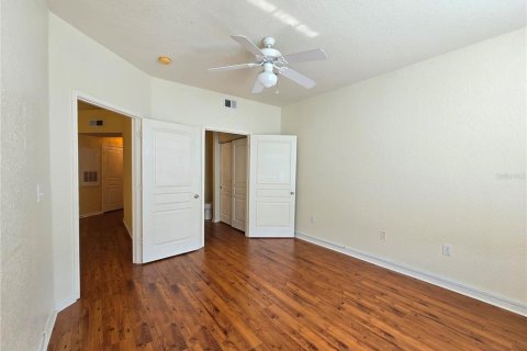 Condo in Tampa, Florida, 2 bedrooms  № 1828046 - photo 23