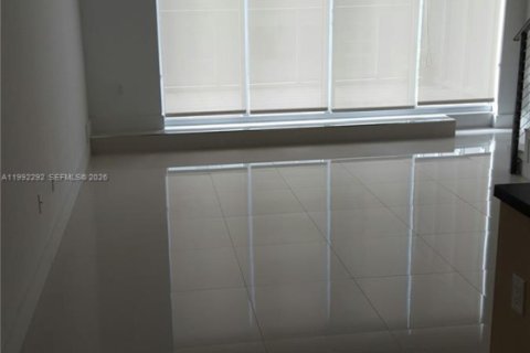 Condo à Miami, Floride, 2 chambres  № 2062347