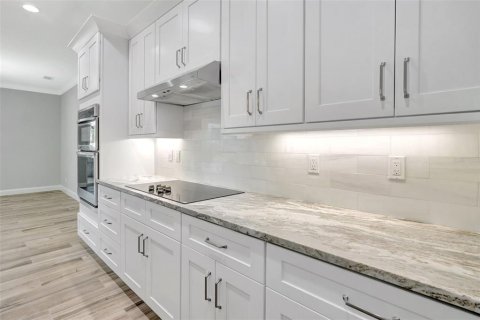 Villa ou maison à vendre à Port Charlotte, Floride: 4 chambres, 209.31 m2 № 1533287 - photo 12
