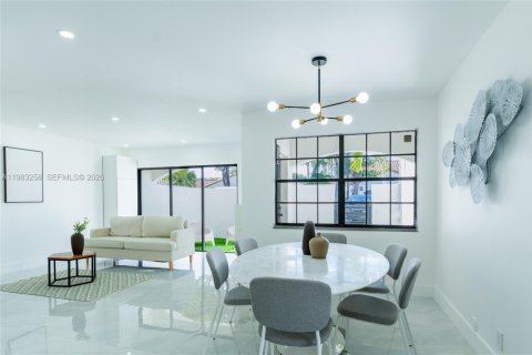 Townhouse in Aventura, Florida 2 bedrooms, 116.13 sq.m. № 2050278 - photo 12