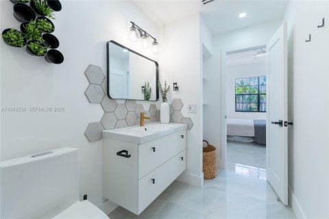 Townhouse in Aventura, Florida 2 bedrooms, 116.13 sq.m. № 2050278 - photo 24