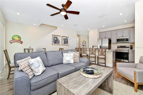 Adosado en venta en Kissimmee, Florida, 4 dormitorios, 159.05 m2 № 2101575 - foto 8