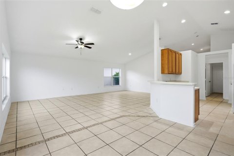 Villa ou maison à louer à Kissimmee, Floride: 3 chambres, 167.78 m2 № 2396954 - photo 15