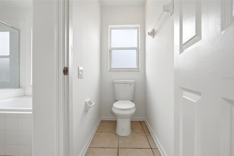 Villa ou maison à louer à Kissimmee, Floride: 3 chambres, 167.78 m2 № 2396954 - photo 14