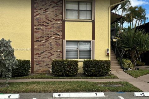 Apartment in Sunrise, Florida 2 bedrooms, 70.61 sq.m. № 2002691 - photo 18