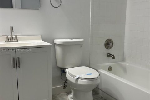 Apartment in Sunrise, Florida 2 bedrooms, 70.61 sq.m. № 2002691 - photo 14