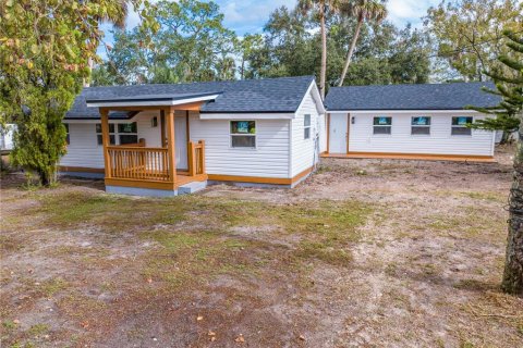Casa en venta en Melbourne, Florida, 4 dormitorios, 124.49 m2 № 1545550 - foto 1