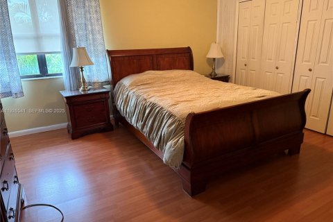 Снять в аренду кондоминиум в Майами, Флорида 3 спальни, 122.07м2, № 1990059 - фото 7