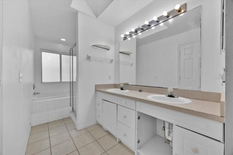 Townhouse in Davenport, Florida 2 bedrooms, 92.9 sq.m. № 1514198 - photo 9
