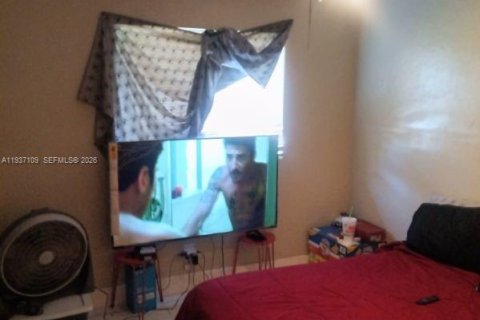 Купить виллу или дом в Лихай-Эйкерс, Флорида 3 спальни, № 1995014 - фото 6