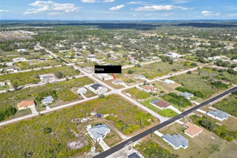 House in Lehigh Acres, Florida 3 bedrooms, 149.2 sq.m. № 1732899 - photo 18