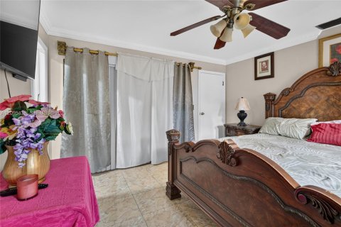Villa ou maison à vendre à Miramar, Floride: 3 chambres, 194.54 m2 № 2387824 - photo 22