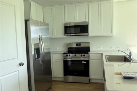 Touwnhouse à louer à Winter Haven, Floride: 3 chambres, 132.2 m2 № 2410543 - photo 8
