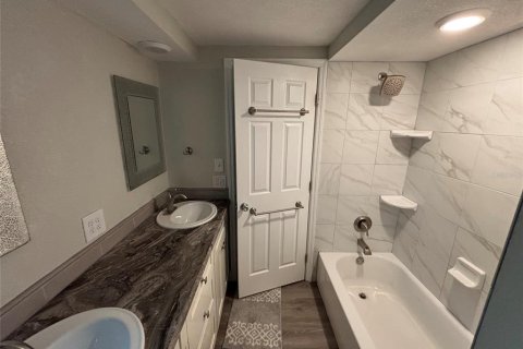 Villa ou maison à vendre à Port Charlotte, Floride: 2 chambres, 111.48 m2 № 2321248 - photo 10