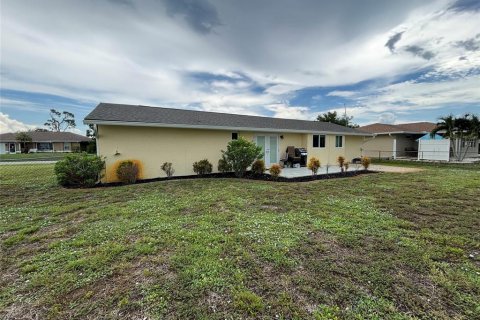Villa ou maison à vendre à Port Charlotte, Floride: 2 chambres, 111.48 m2 № 2321248 - photo 19