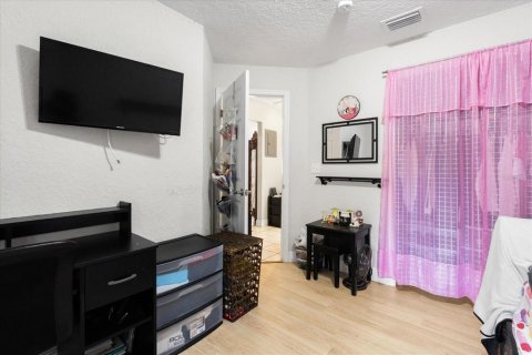Villa ou maison à vendre à Orlando, Floride: 4 chambres, 130.06 m2 № 1778140 - photo 18