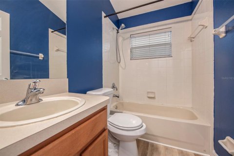 Villa ou maison à vendre à Palm Harbor, Floride: 4 chambres, 232.16 m2 № 2358905 - photo 16