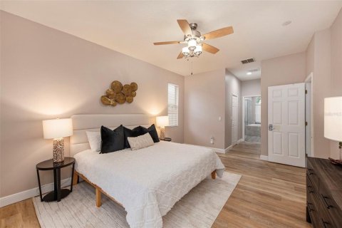 Villa ou maison à vendre à Palm Harbor, Floride: 4 chambres, 232.16 m2 № 2358905 - photo 10