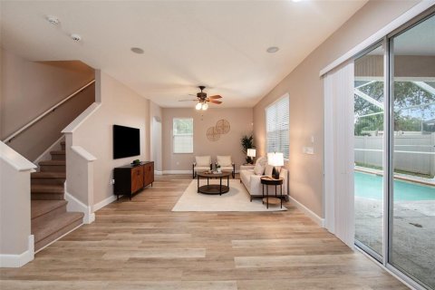 Villa ou maison à vendre à Palm Harbor, Floride: 4 chambres, 232.16 m2 № 2358905 - photo 4