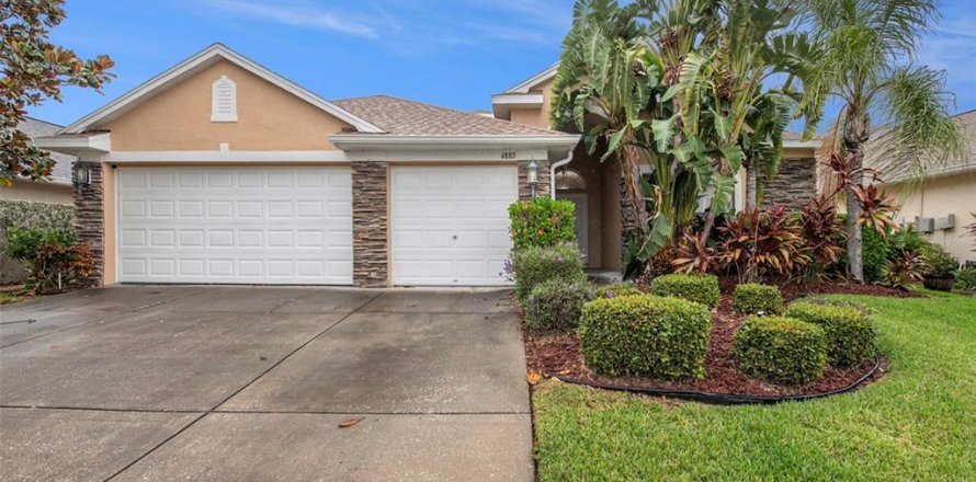 Villa ou maison à Palm Harbor, Floride 4 chambres, 232.16 m2 № 2358905