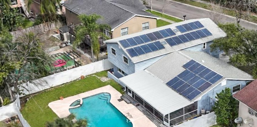 Casa en Altamonte Springs, Florida 4 dormitorios, 222.97 m2 № 2093071