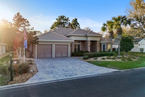 Casa en venta en Dunnellon, Florida, 3 dormitorios, 245.35 m2 № 1584731 - foto 1