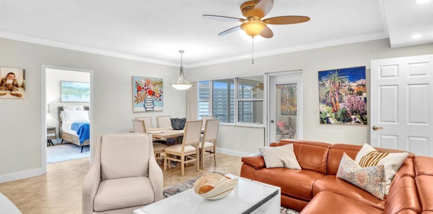 Condo in Fort Lauderdale, Florida, 2 bedrooms  № 2413361