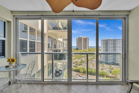 Condo in Fort Lauderdale, Florida, 2 bedrooms  № 2413361 - photo 24