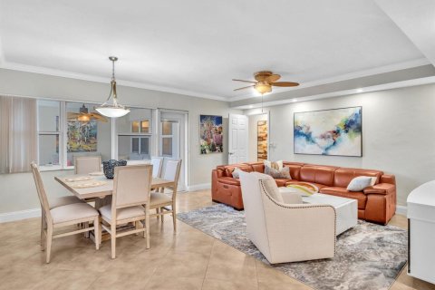 Condo in Fort Lauderdale, Florida, 2 bedrooms  № 2413361 - photo 5