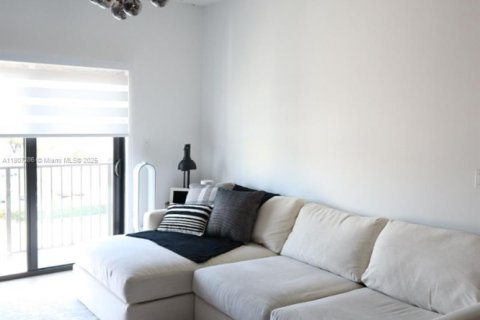 Купить кондоминиум в Дорал, Флорида 3 спальни, 104.42м2, № 1748278 - фото 14