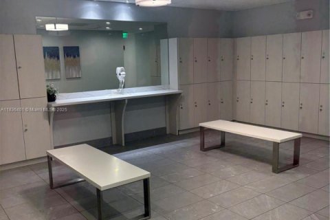 Купить кондоминиум в Делрей-Бич, Флорида 2 спальни, 113.34м2, № 1937059 - фото 20