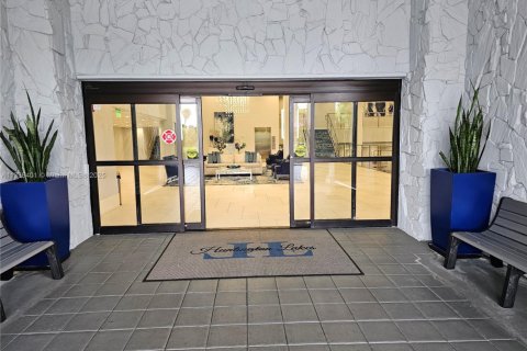 Кондоминиум с 2 спальнями в Делрей-Бич, Флорида № 1937059