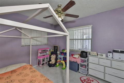 House in Tampa, Florida 3 bedrooms, 133.59 sq.m. № 2125262 - photo 15