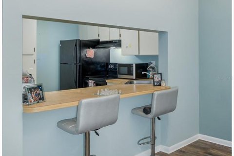Купить кондоминиум в Тарпон-Спрингс, Флорида 5 комнат, 90.95м2, № 2101306 - фото 15