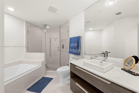 Купить кондоминиум в Майами, Флорида 2 спальни, 108.23м2, № 2012435 - фото 9
