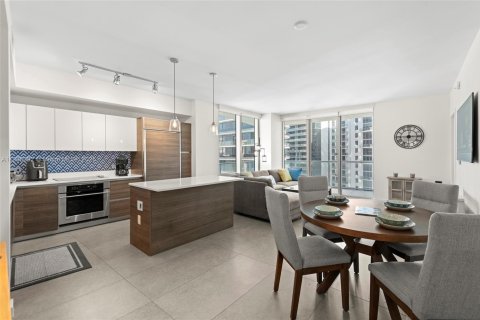 Купить кондоминиум в Майами, Флорида 2 спальни, 108.23м2, № 2012435 - фото 2